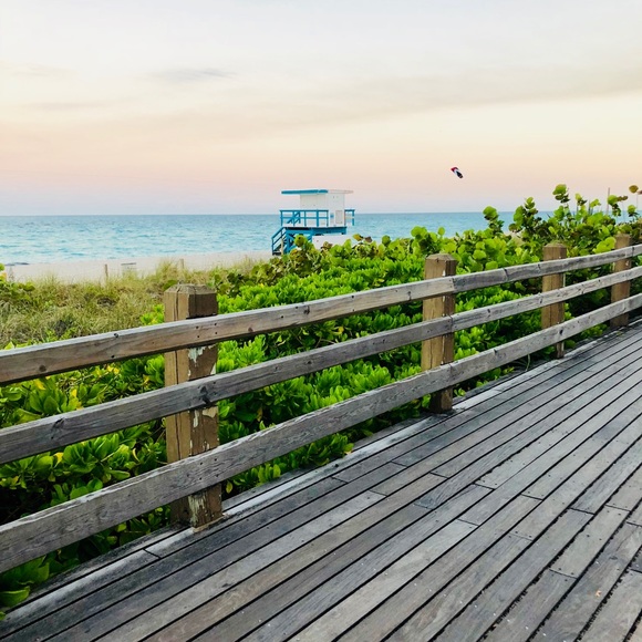 Meet your Posher, Kara - Picture 1 of 1